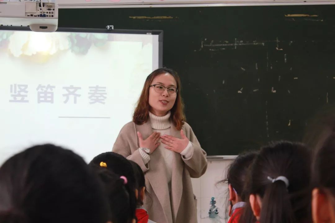 水上音乐音乐教学反思_音乐水上的歌教学反思_水上音乐反思