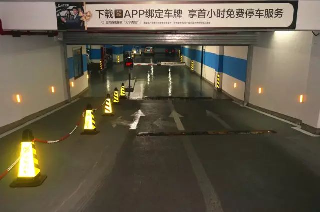 春申景城 停车_景诚园综合楼停车场_景城名郡停车费