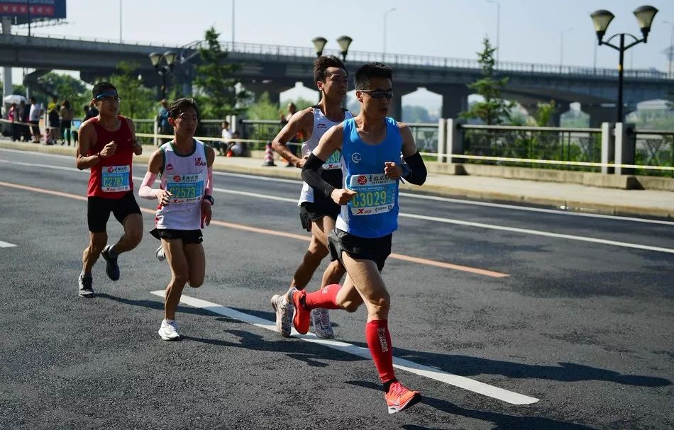 国内反重力跑步机_国产反重力跑步机_alterg反重力跑步机官网