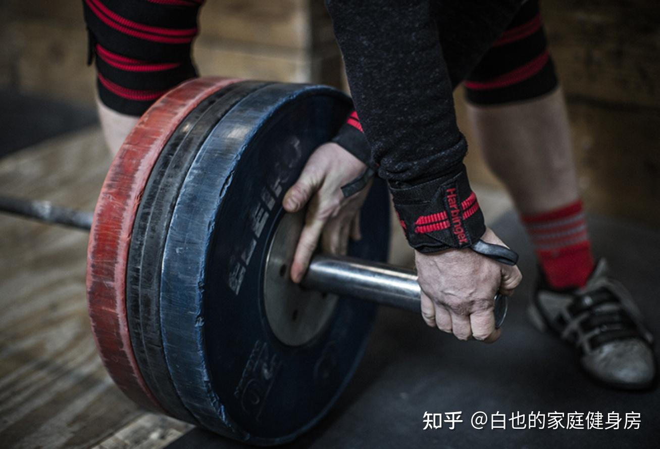 问鼎娱乐下载入口 2024年健身护腕大揭秘：健身的必备护腕功效与选购技巧一网打尽（双十一更新）